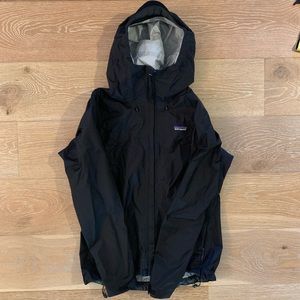 Women’s Patagonia Rain Jacket